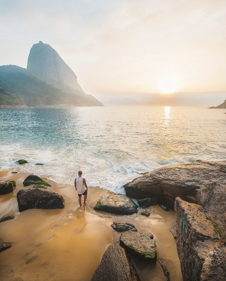 Praia Vermelha at sunrise in Rio de Janeiro